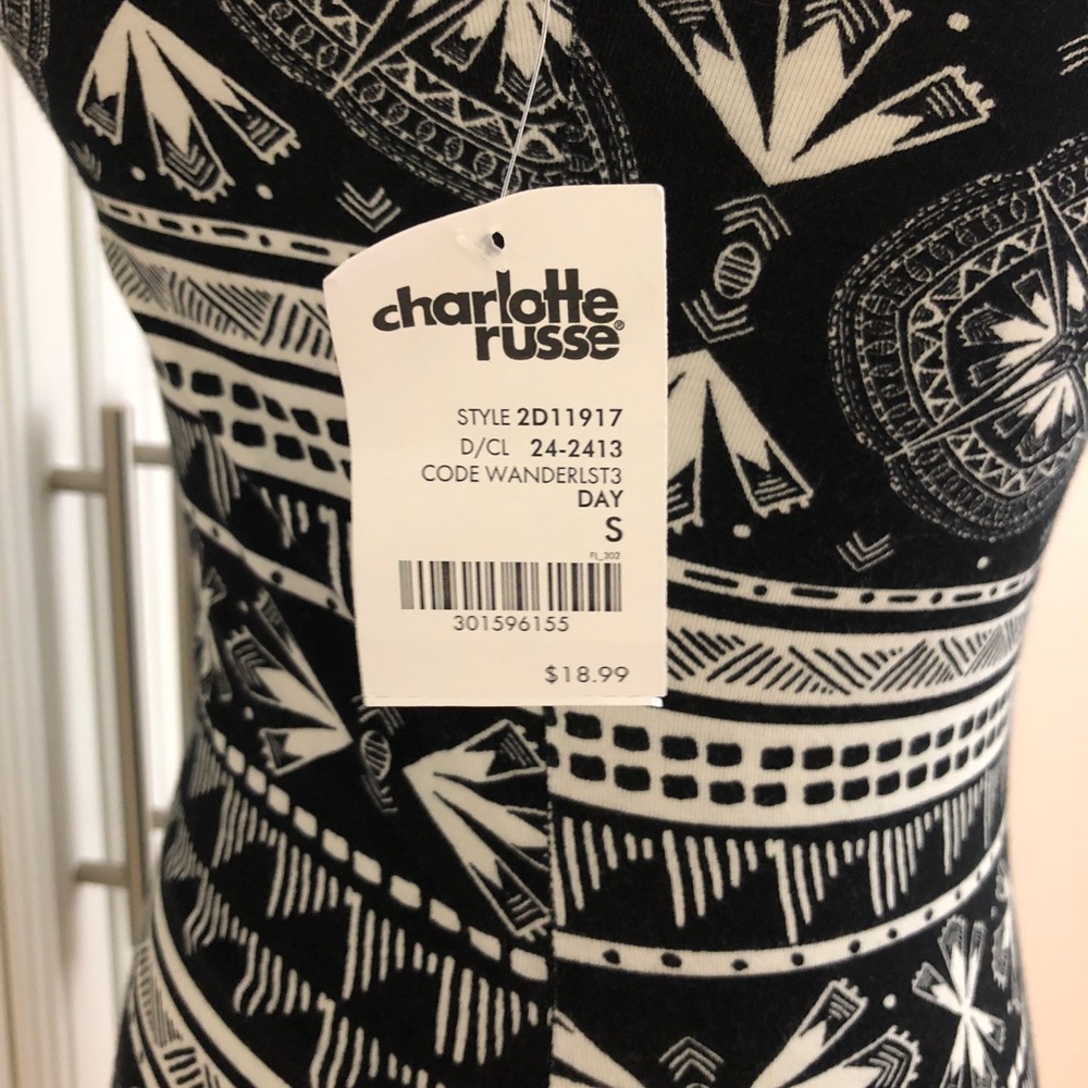 NWT Charlotte Russe Tribal Print Boho Dress - Picture 3 of 3